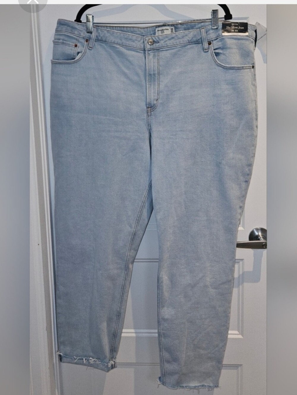 Abercrombie & Fitch Light Blue Cropped Mom Jeans